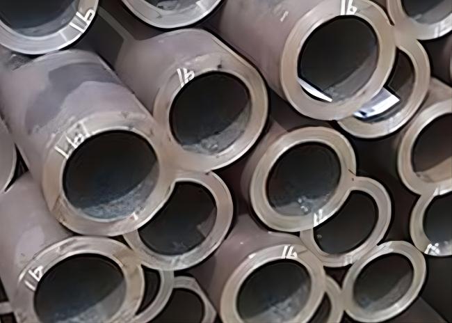 Tuyaux en acier allié ASTM 4135 / UNS G41350 à vendre | Fournisseur de tubes en acier EN 34CrMo4 en Chine